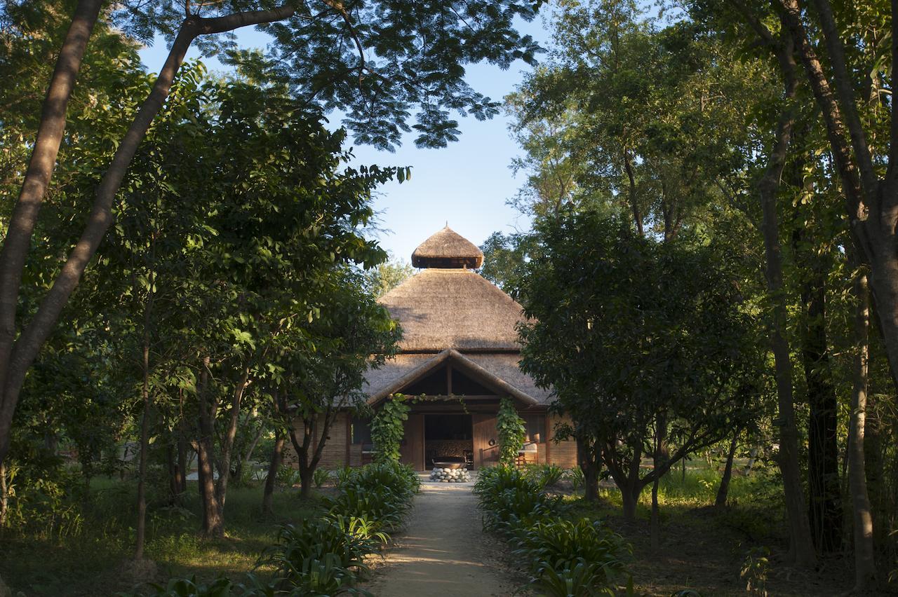 Tiger Tops Karnali Lodge Bardiya Exterior photo